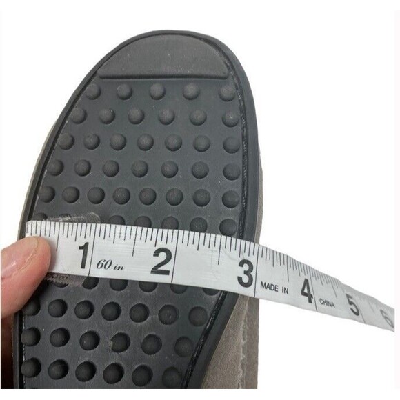 Minnetonka Suede Gray Beaded Thunderbird Southwestern Moccasins Boho Size 6 EUC - Picture 10 of 10